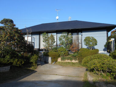 茨城県稲敷市屋根外壁塗装｜ベージュ系からグレー系へリフォーム