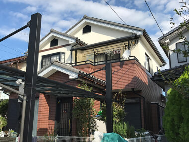 茨城県牛久市 外壁屋根塗装｜既存のレンガ模様を活かした塗装に