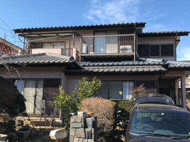 茨城県つくば市 外壁屋根塗装｜風災被害の軒天と同時に外壁も補修