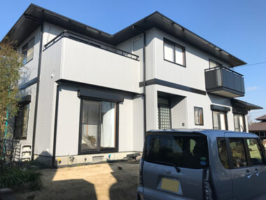 千葉県香取郡 外壁屋根塗装｜錆が出ていた屋根を遮熱性の高い塗料で塗装