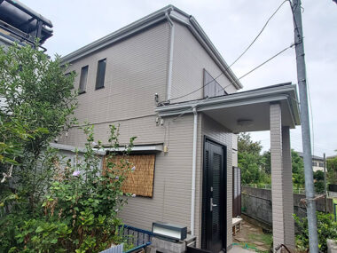 千葉県佐倉市外壁屋根塗装｜既存より明るく艶仕上げに