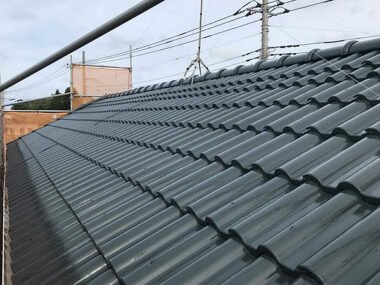 千葉県富里市外壁屋根塗装｜明度を下げて重厚感のある色へ