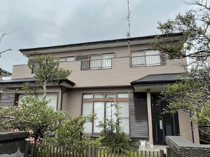 千葉県大網白里市Ｉ様邸の外壁屋根塗装の施工事例です　「次回も同じ職人さんに頼みたいです！」