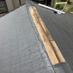 千葉県山武市Y様邸　スレート屋根の棟板金工事の施工事例です