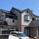 千葉県八街市のK様邸　　　　　　　　　　　　　　屋根棟包板金工事と外壁屋根塗装の施工事例です　　　　　　　　　　　　　　　　