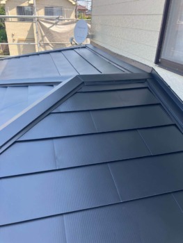 屋根カバー工法で雨漏りの不安を払拭｜茨城県水戸市屋根リフォーム