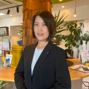 千葉若葉ショールーム店 信田 千尋