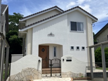 爽やかな白が彩る新たな暮らし｜茨城県稲敷郡外壁塗装