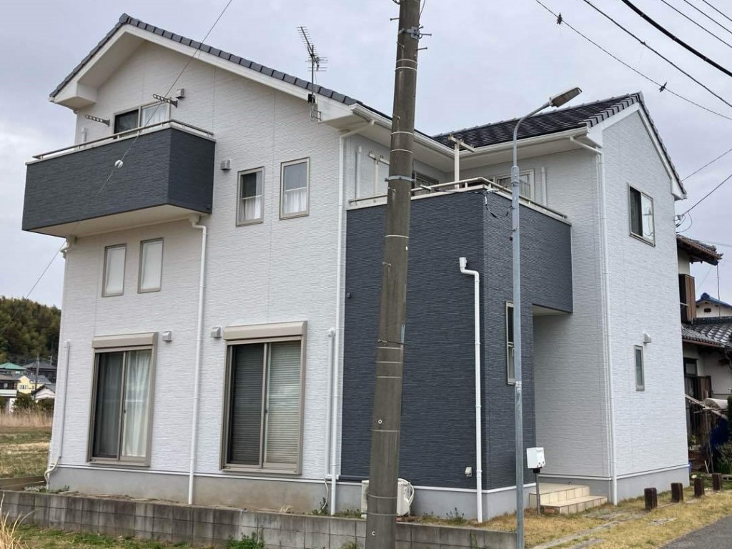 千葉県山武市のT様邸　外壁塗装、外構工事の事例です