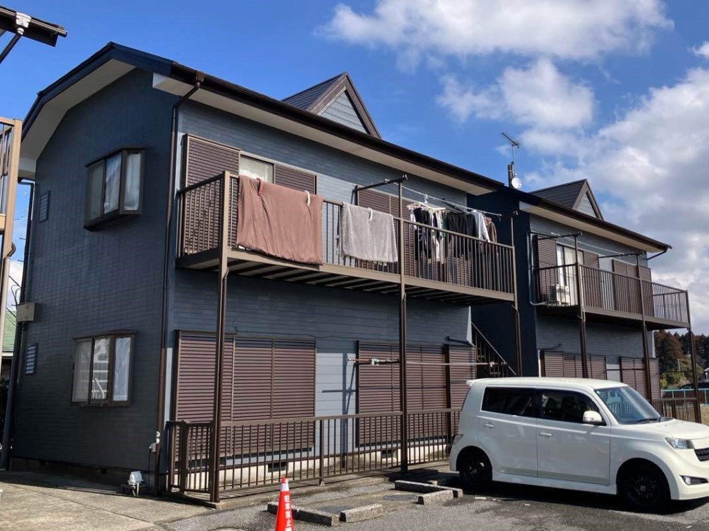 集合住宅の雨漏り改修、塗装工事の施行事例です