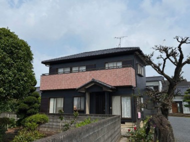 バルコニーのアクセントでスタイリッシュなモダンな家へ変身｜茨城県水戸市外壁塗装リフォーム