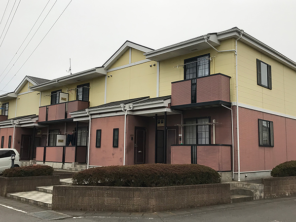 茨城県稲敷郡 外壁屋根塗装|汚れの出ていたアパートの外装を一新