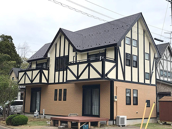 茨城県牛久市外壁塗装工事 幕板等の色分けをシミュレーション 塗装屋ぬりべえ