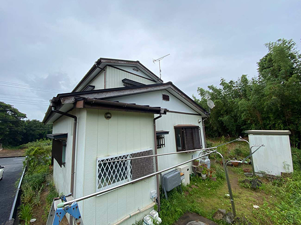 茨城県潮来市外壁屋根塗装|破風板の剥がれ等も修理