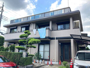 千葉県佐倉市外壁塗装｜屋上への鉄骨階段も塗装